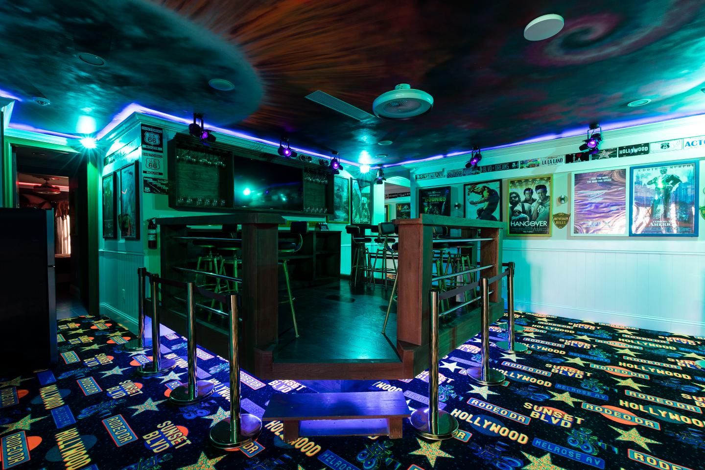 VIP Hollywood